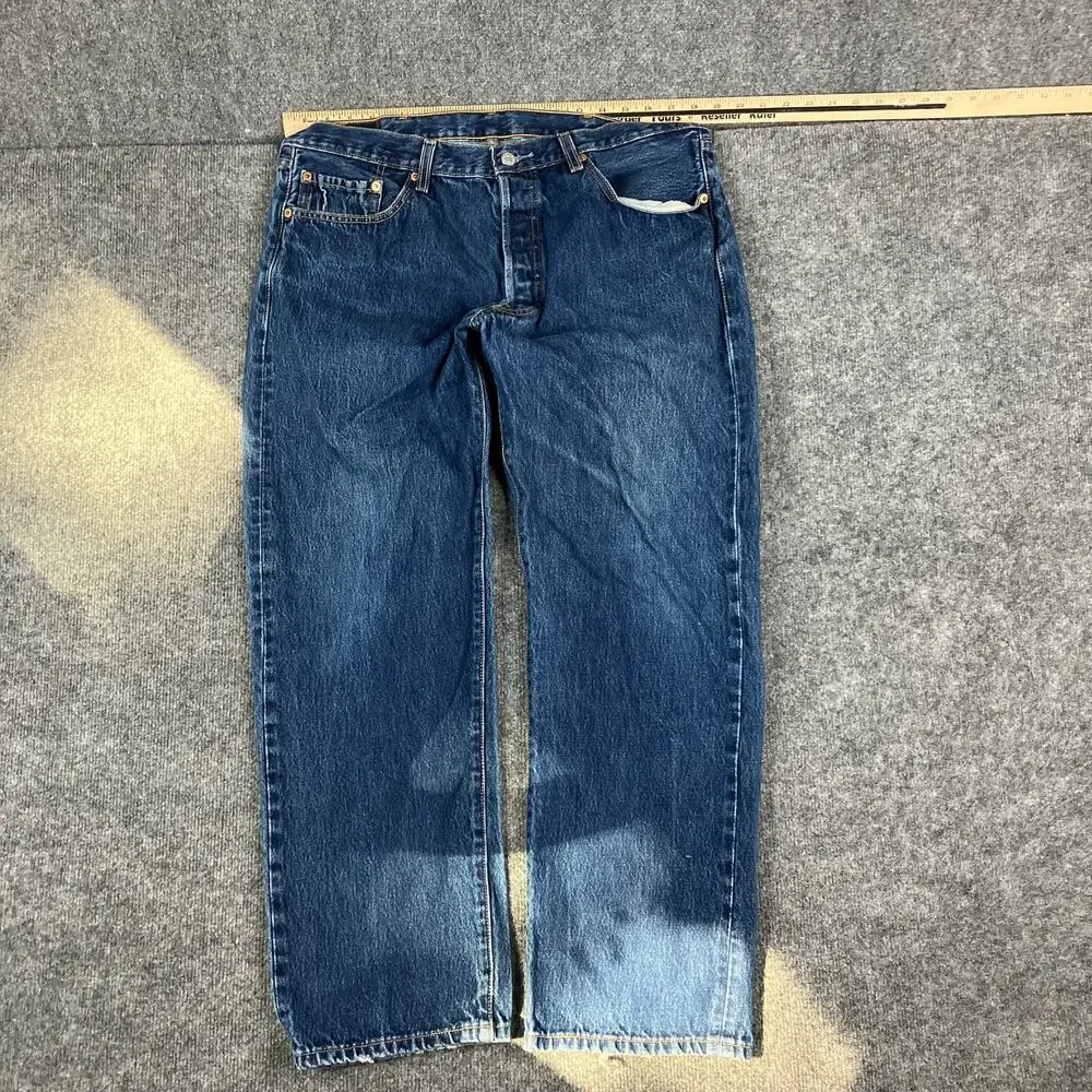 Levi's 501 Jeans Mens W38 L30 Blue Classic Fit Mid Wash Denim 5 Pocket Pants - Picture 1 of 10